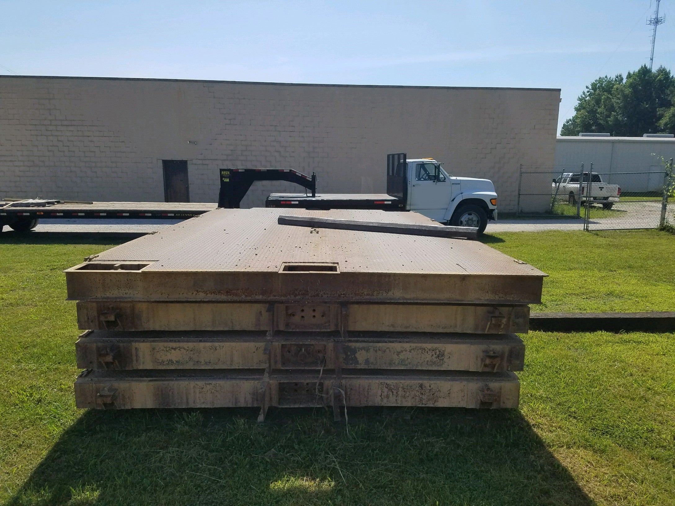Used First Weigh 70 x 11 Steel Deck Truck Scale - For Sale in North Carolina