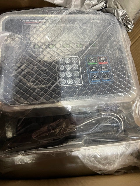 New, Never Used Full Draft Avery Weigh Tronix Weighline Railroad Track Scale - Available in Michigan