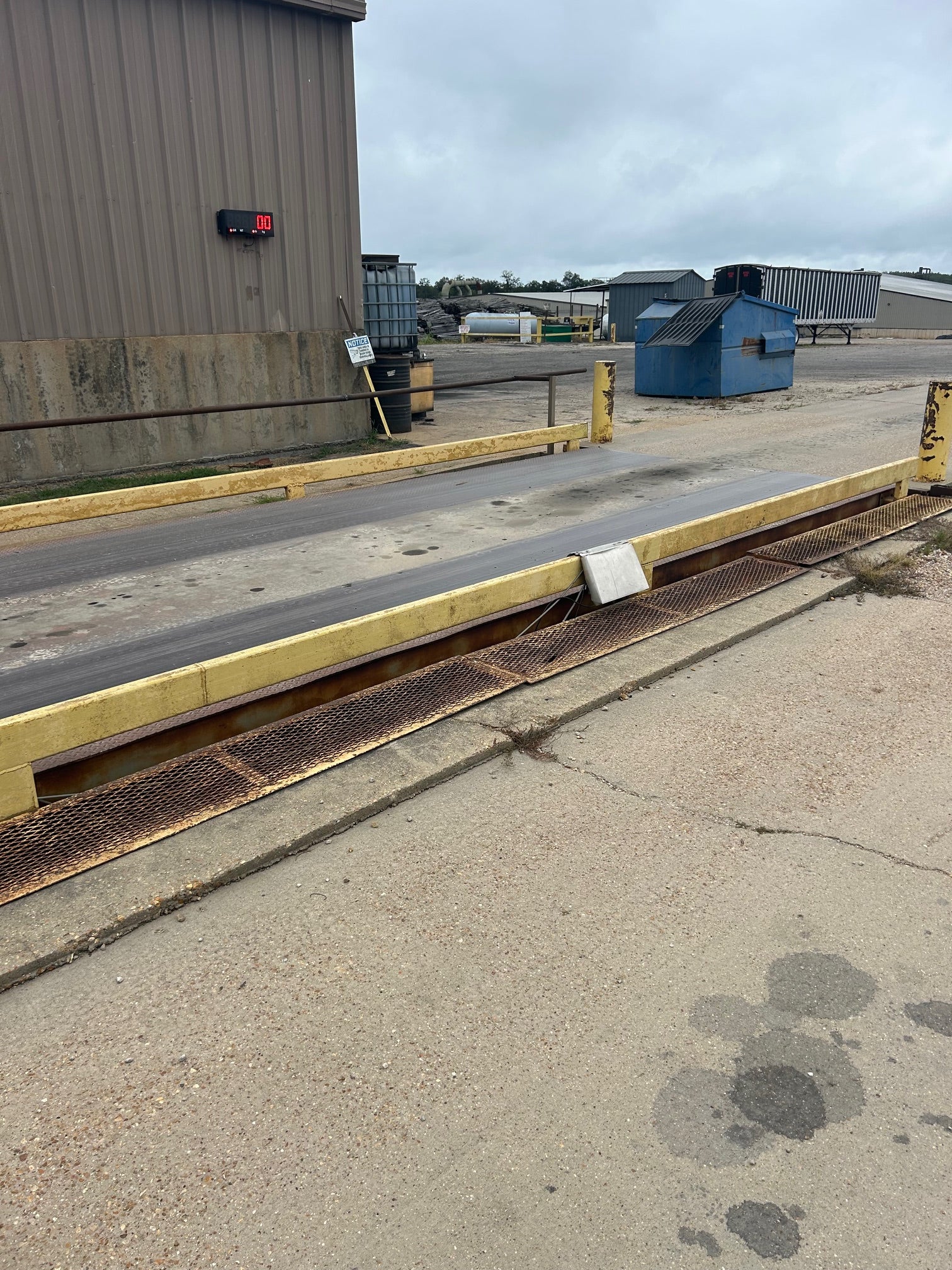 Used Cardinal Scale Steel Deck Truck Scale, 70 x 10 - For Sale in Missouri