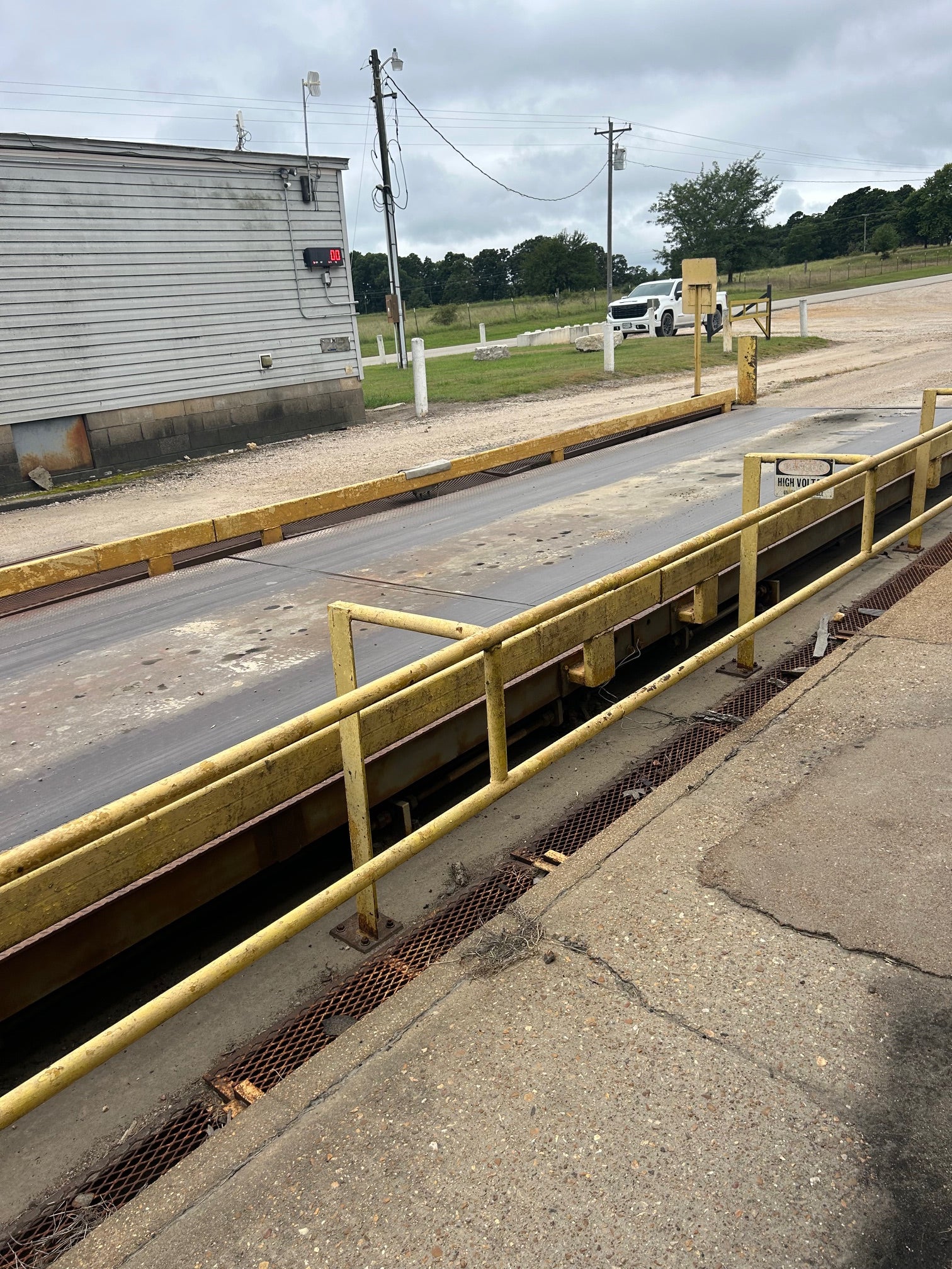 Used Cardinal Scale Steel Deck Truck Scale, 70 x 10 - For Sale in Missouri