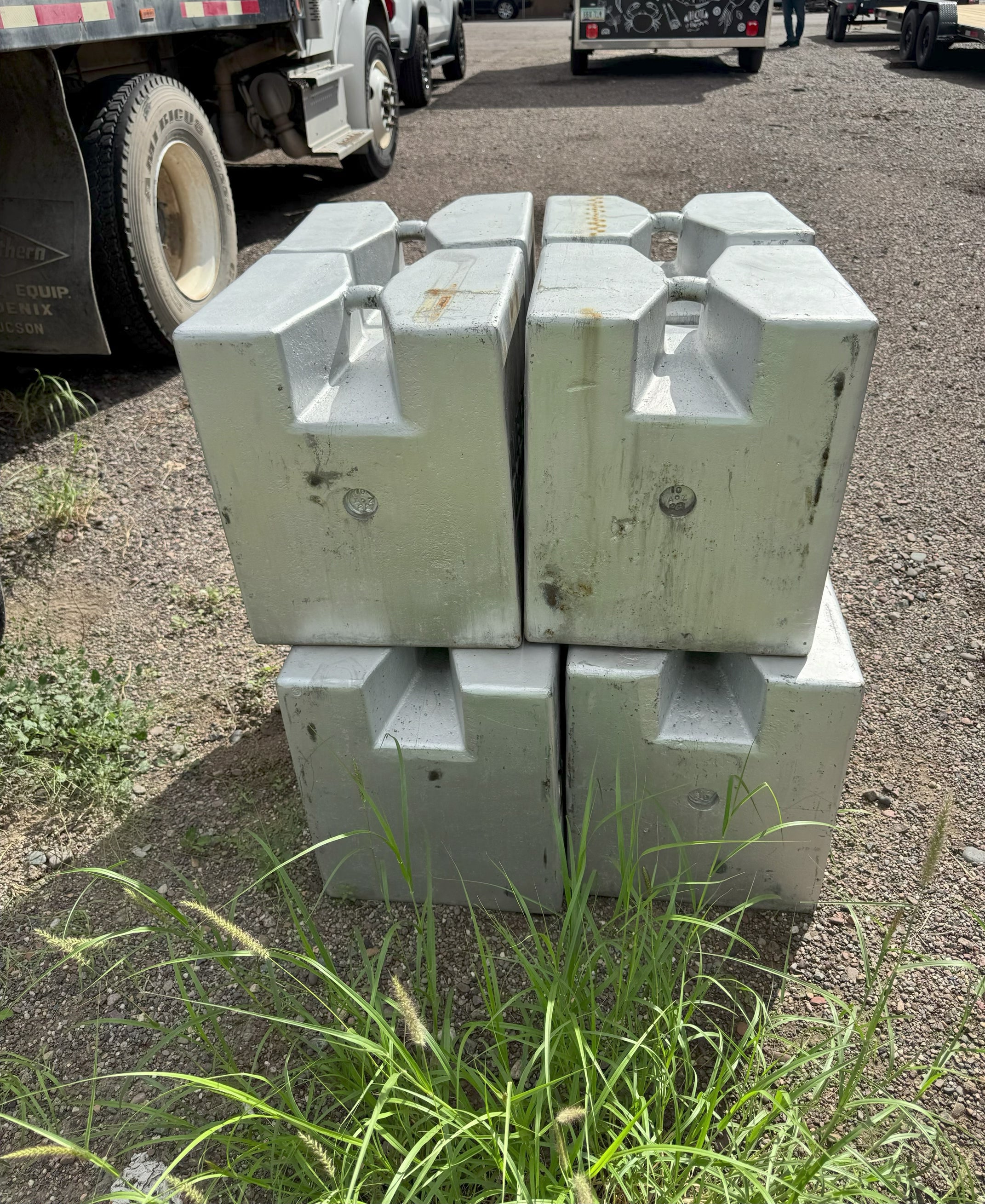 WEBB 1000 lb block-style test weight