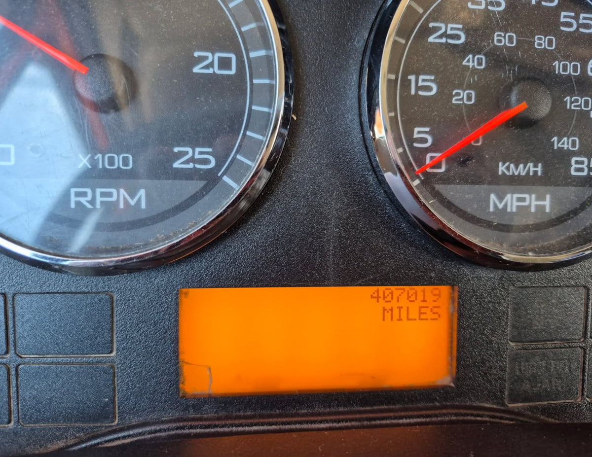 International ProStar odometer showing approximately 407019 miles