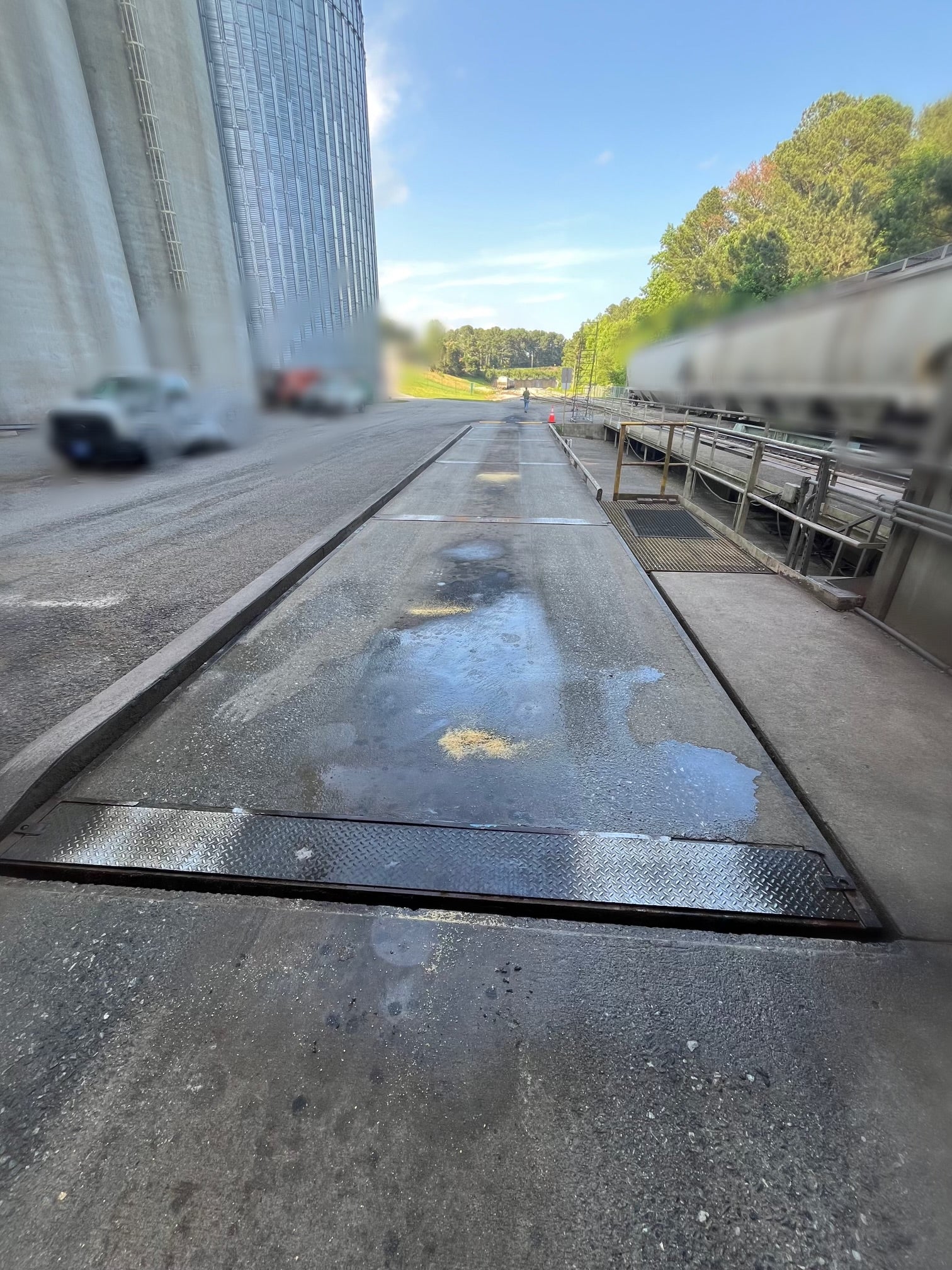 Used Cardinal 70x10 PRC Concrete Deck Truck Scale in GA