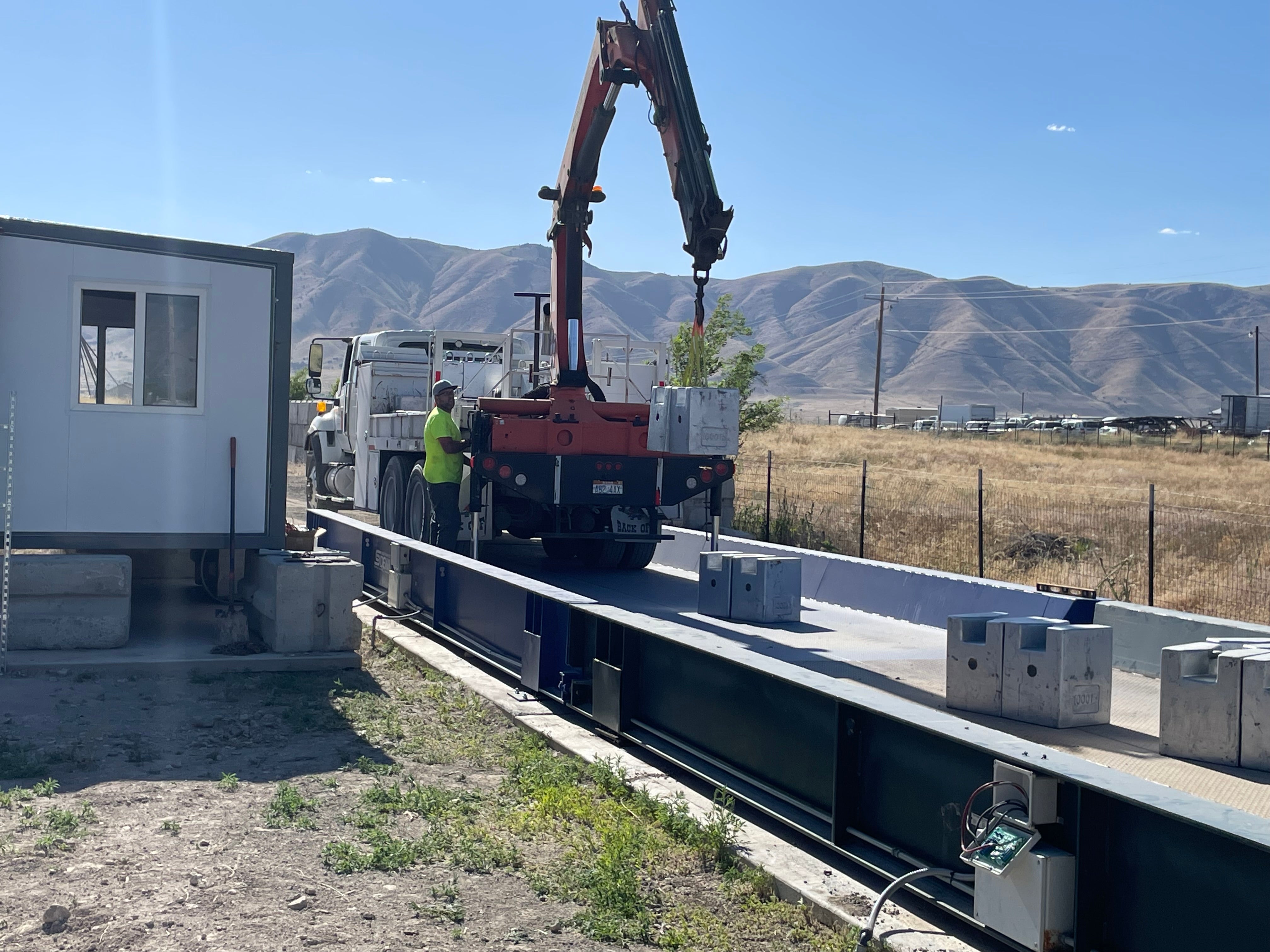 Used 2008 International WorkStar 7500 Crane Truck with Palfinger PK15002 - For Sale In Utah