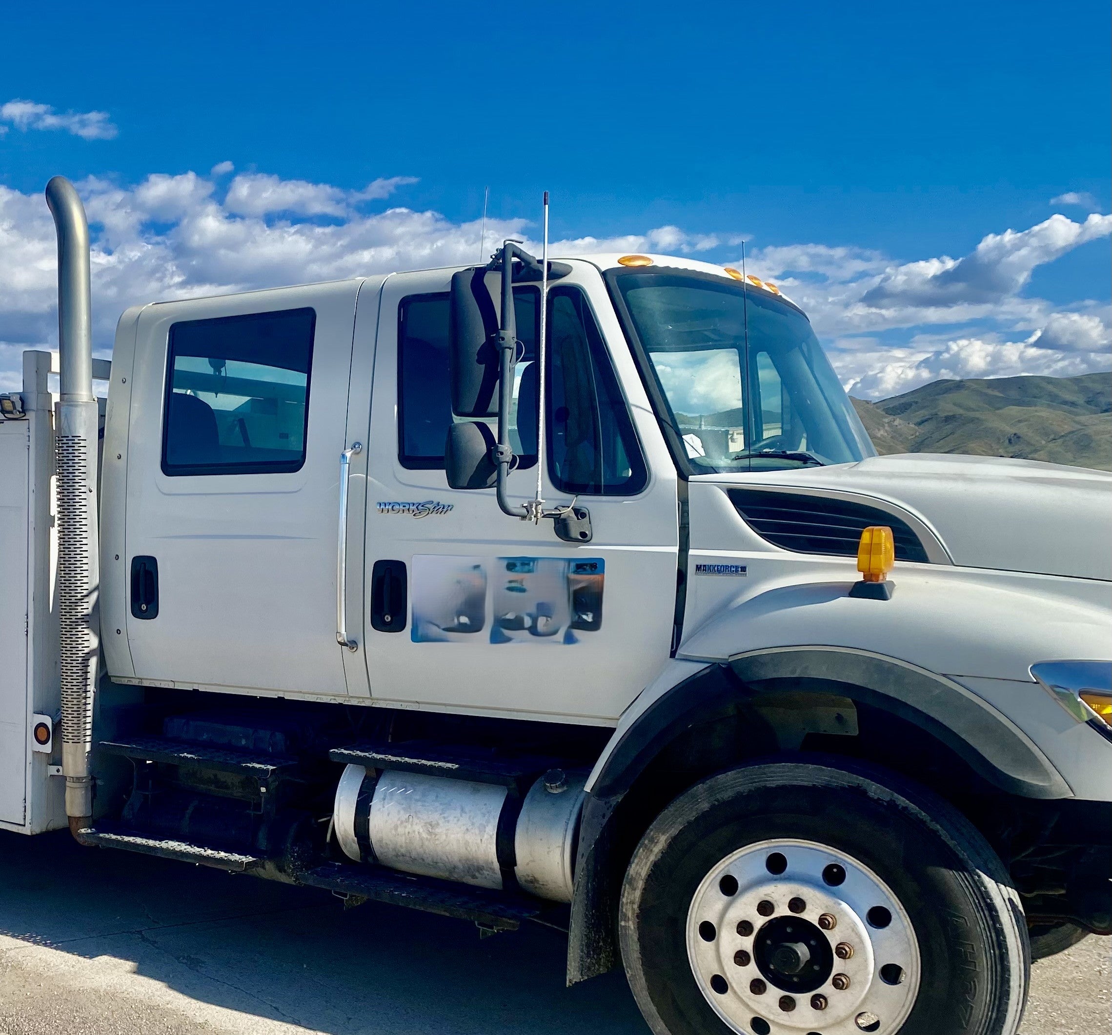 Used 2008 International WorkStar 7500 Crane Truck with Palfinger PK15002 - For Sale In Utah