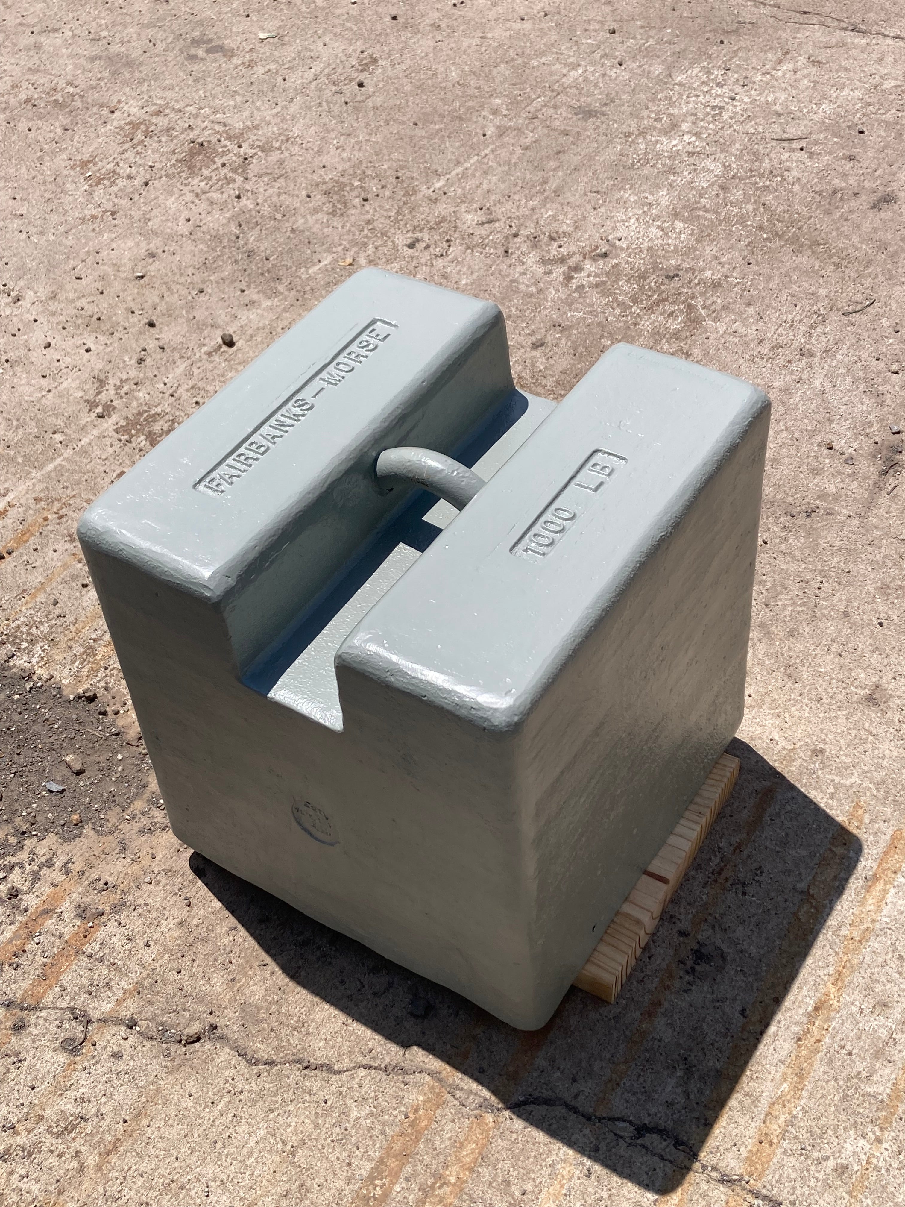 2 Used Fairbanks Morse 1,000 lb block style test weights-For Sale in OH