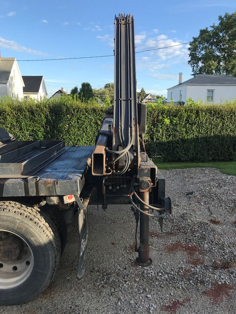Used Fassi F90 Crane 4,250 lbs Capacity for Sale in Pennsylvania