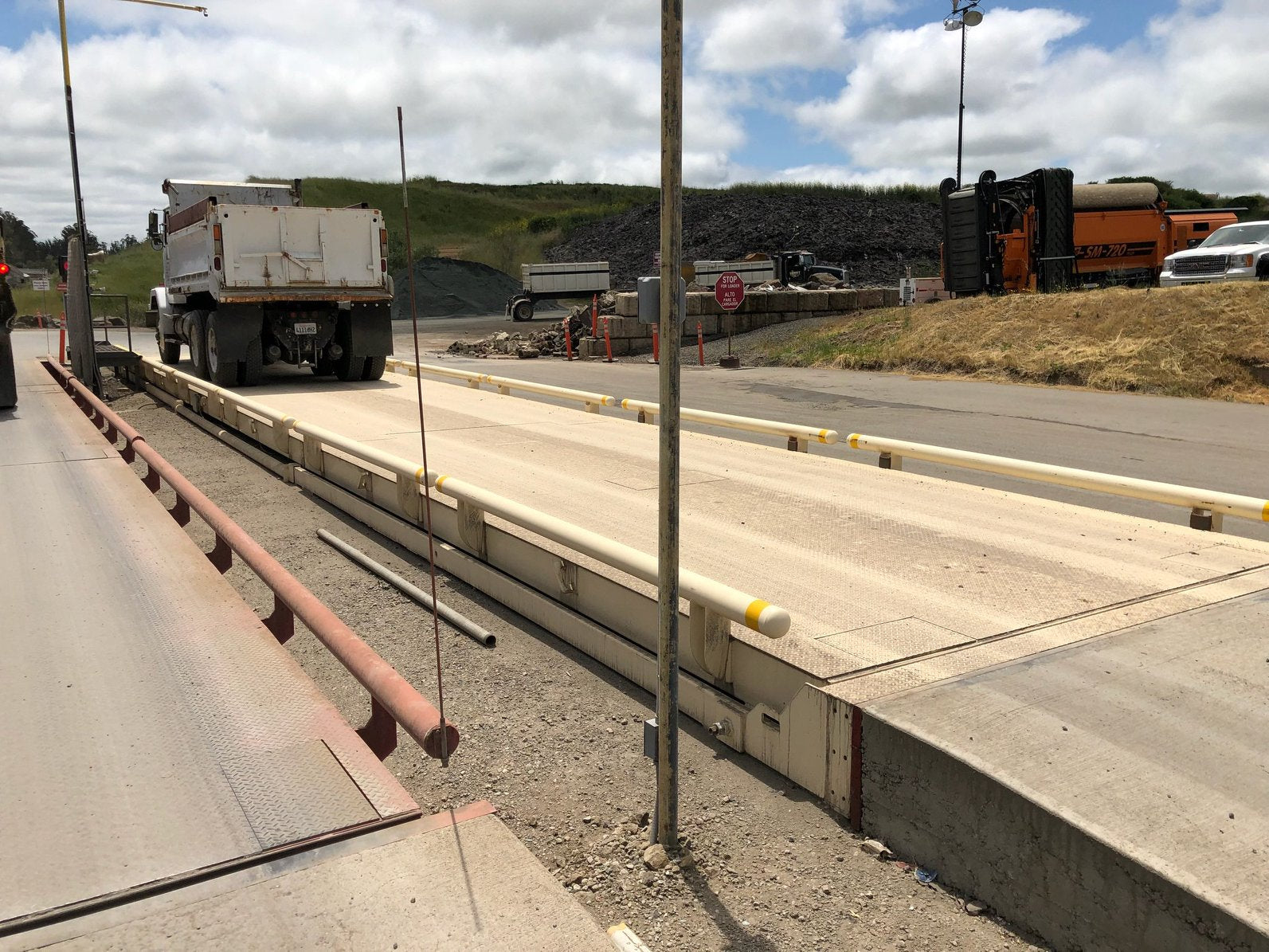 Used Cardinal Armor Portable Steel Deck 70 x 11 Truck Scale for Sale in California