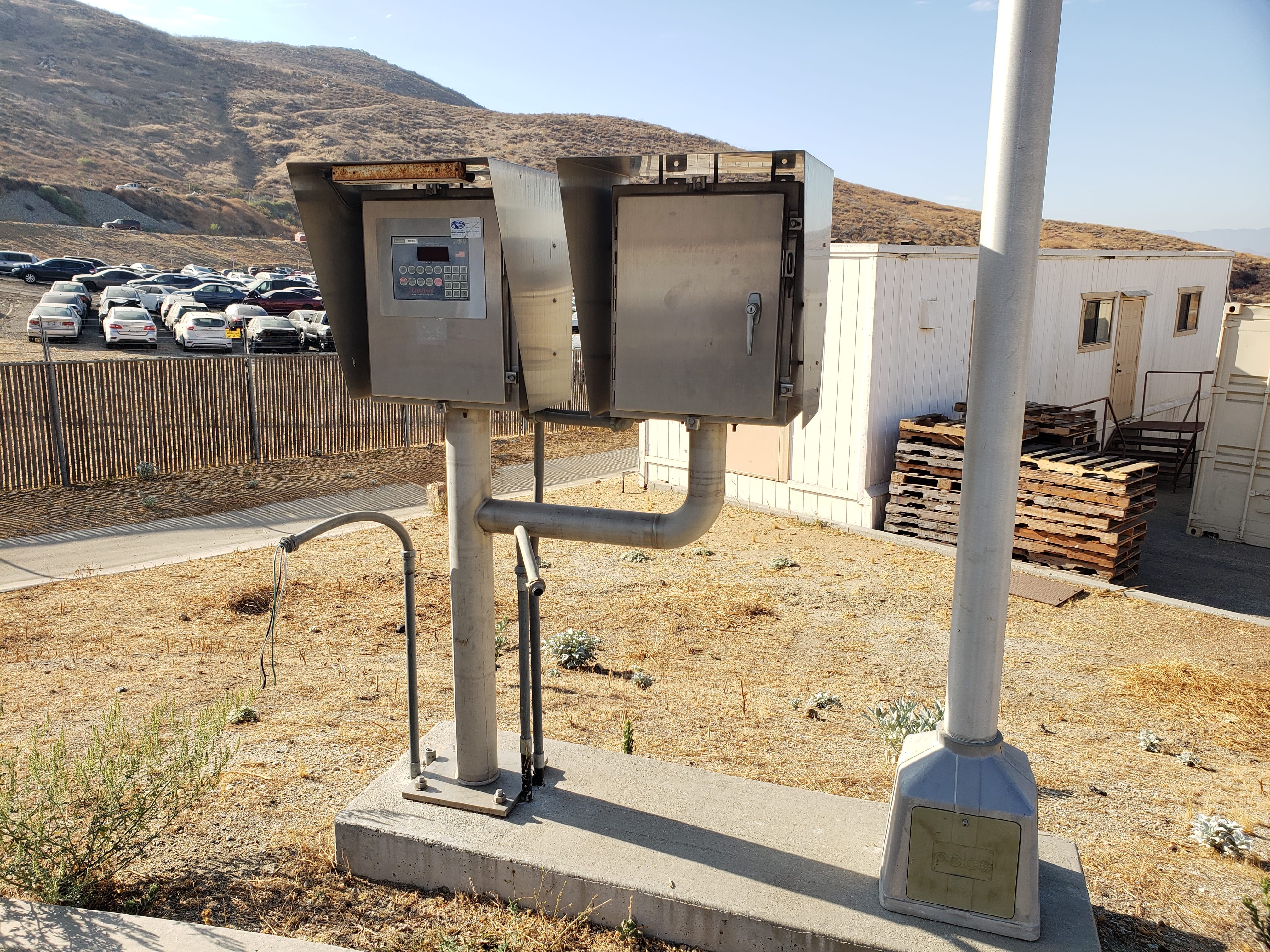 Used Cardinal EPR Axle Scale with Kiosk 10 x 10 - For Sale in California