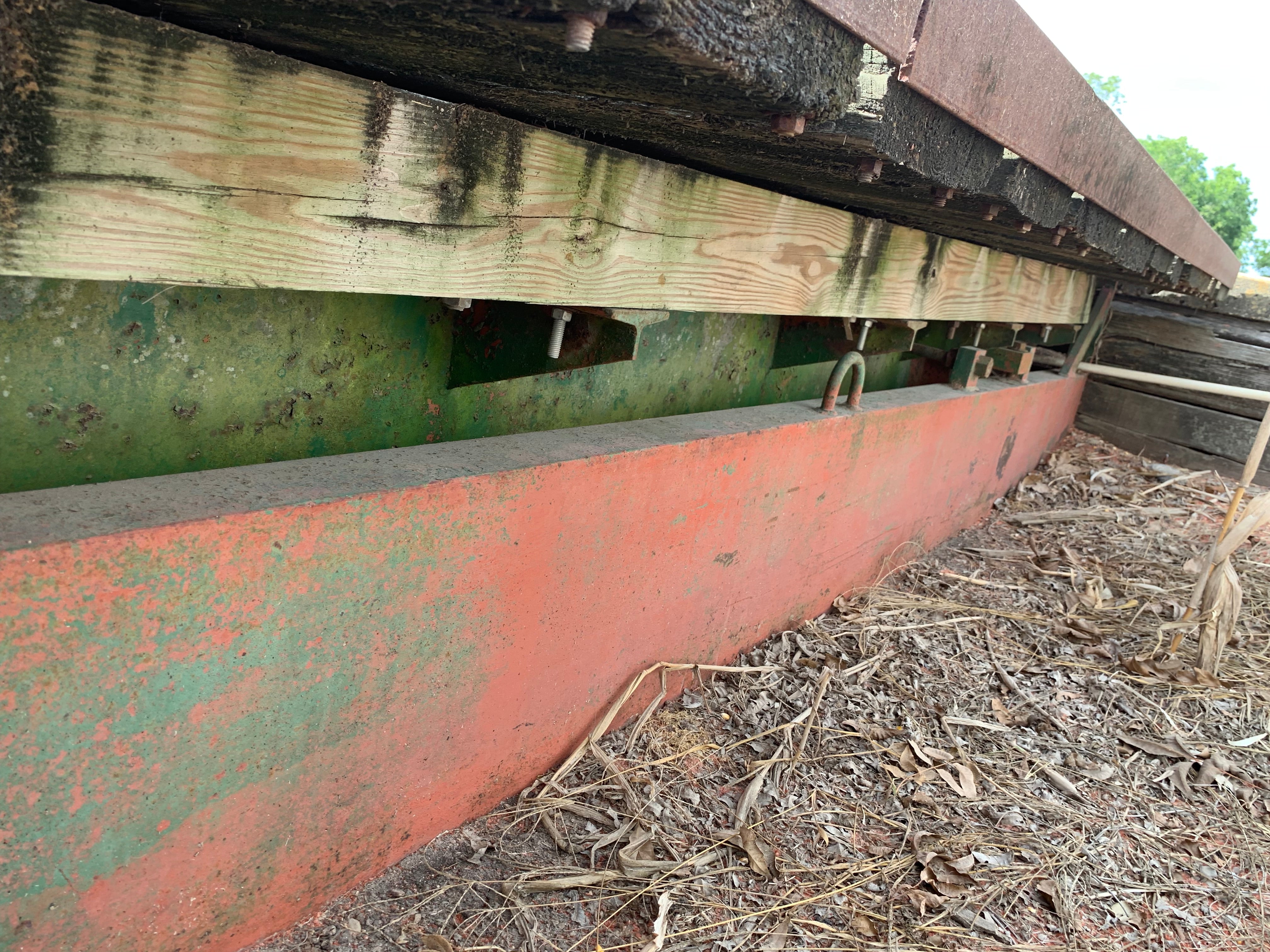 Used Howe Mechanical Truck Scale 25 x 10 - For Sale in Texas