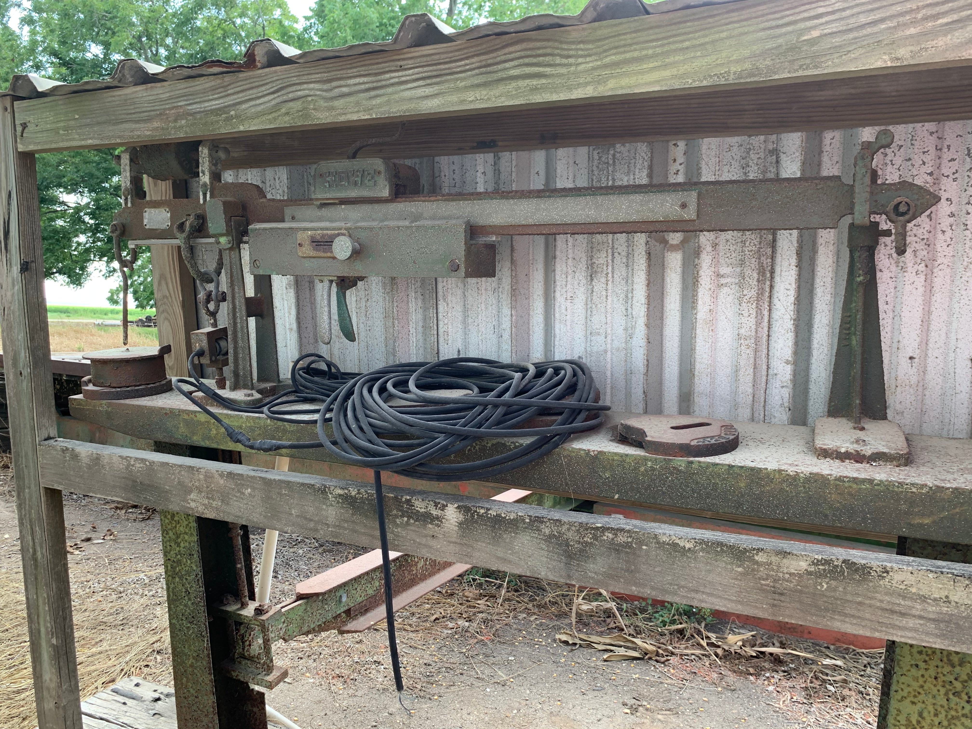 Used Howe Mechanical Truck Scale 25 x 10 - For Sale in Texas