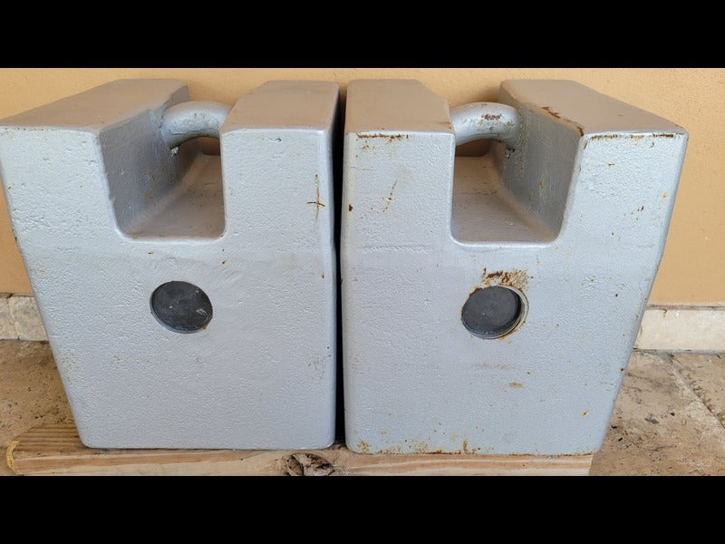 Like New Rice Lake 250lb Cast Iron Test Weights, 2 Available - For Sale in Florida