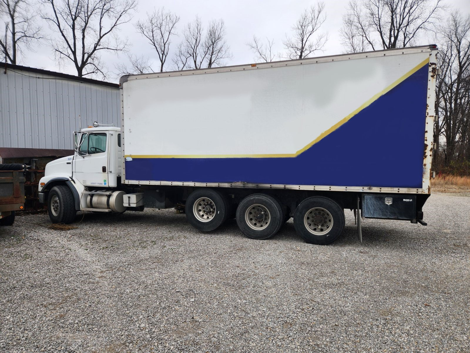 Used 2000 FL112 Freightliner Test Truck - For Sale in Indiana