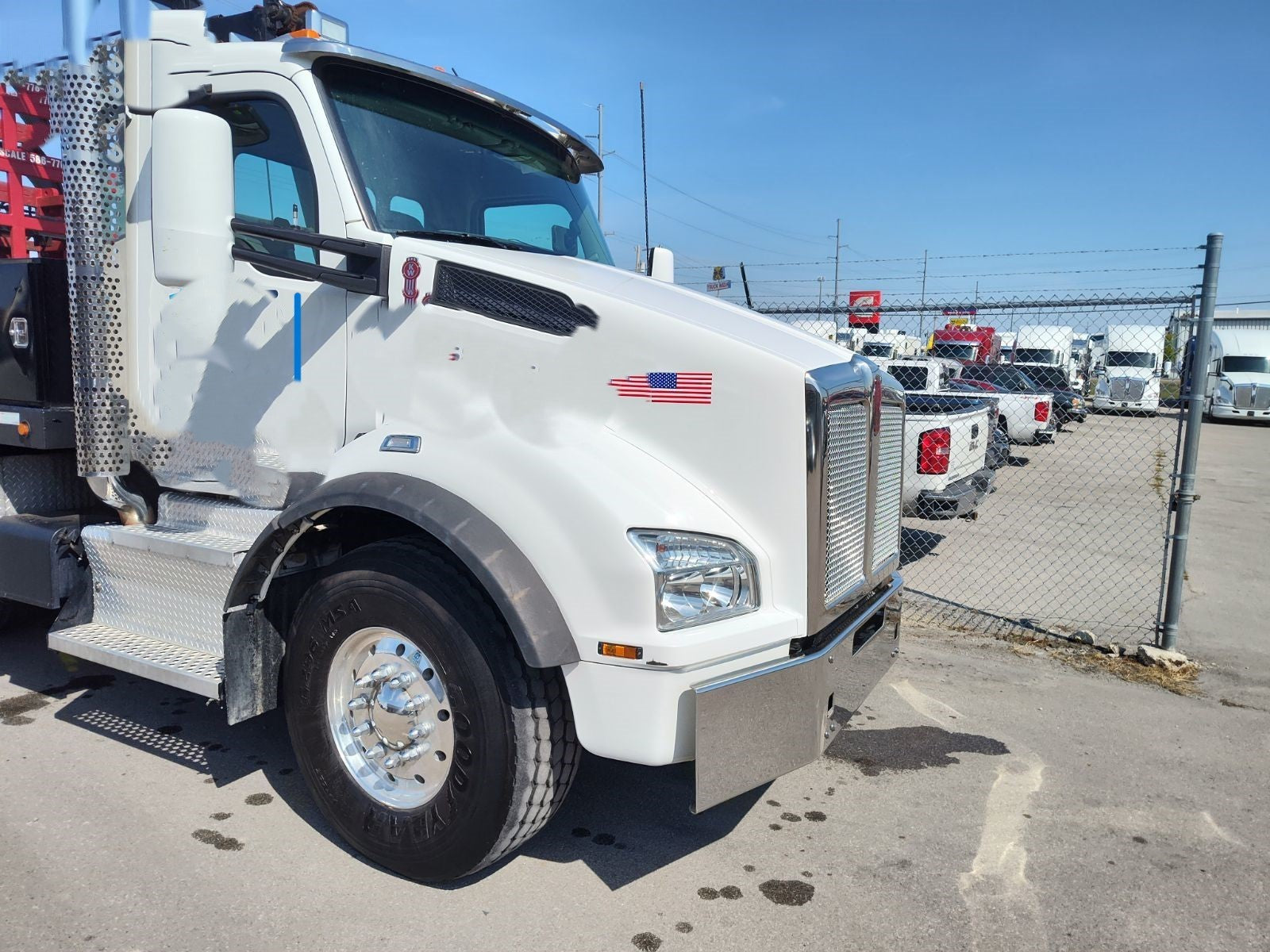 Used 2015 Kenworth T880 Test Truck with Test Cart and 20K of Test Weights
