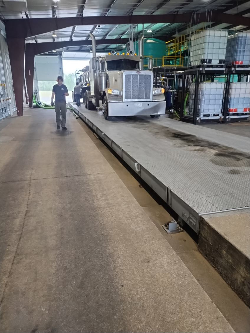 Used 2010 Cardinal 100070-EPR Steel Deck Truck Scale, 70 x 11 - For Sale in Missouri