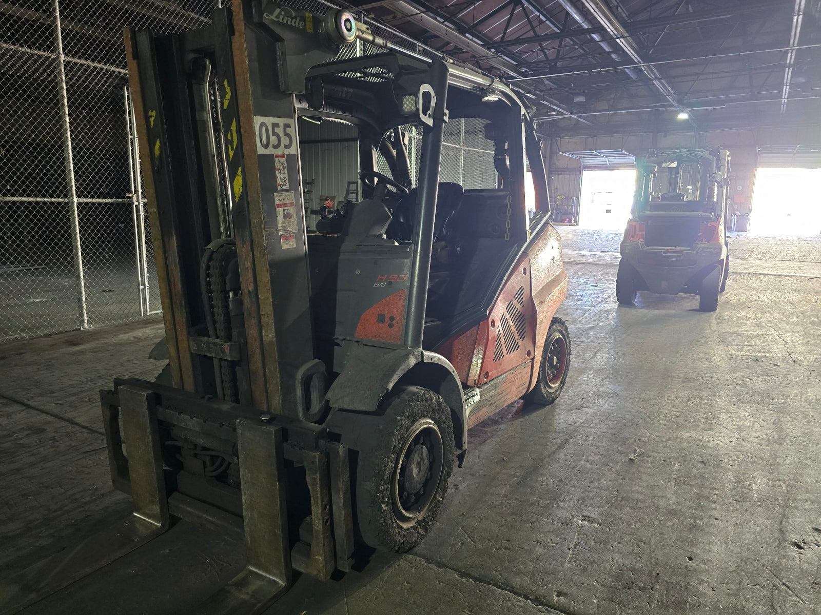 Lot of Used Linde Forklifts Models H50 (7 units) and H30 (1 unit)