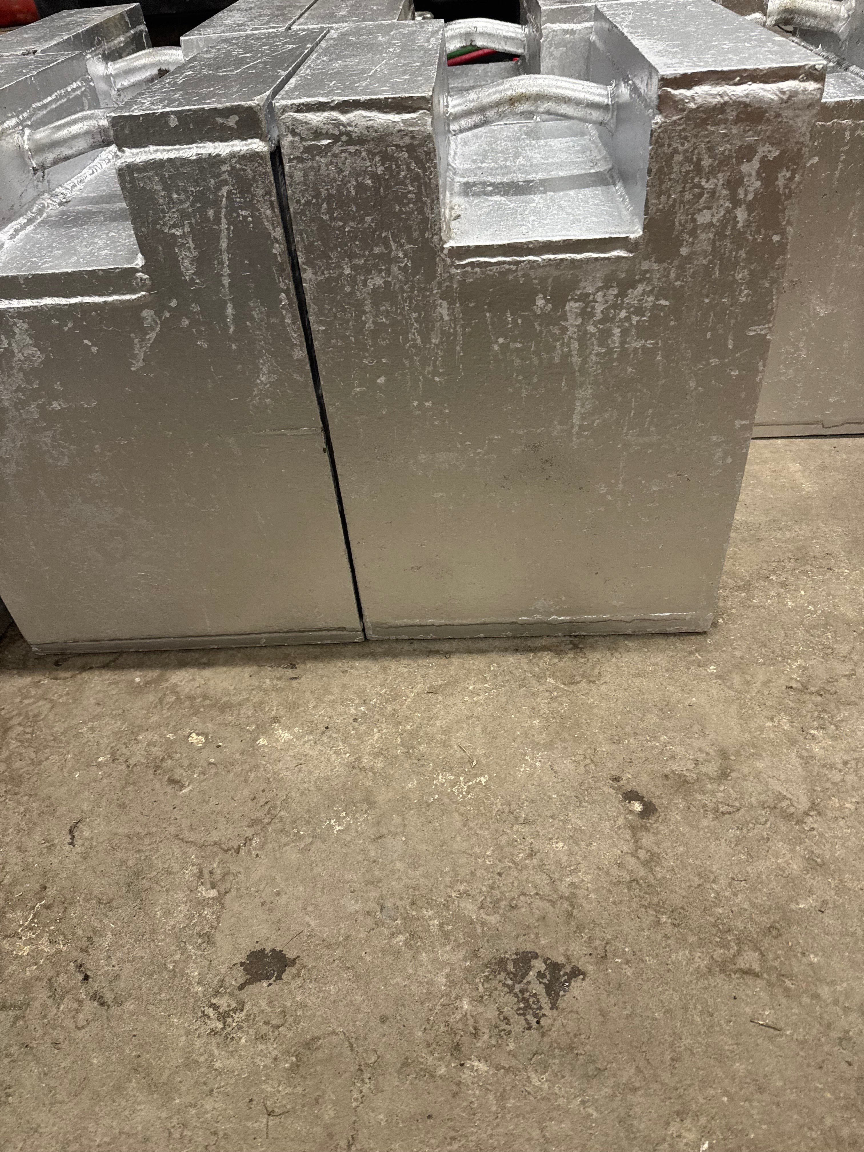 (6) Used 500 kg Block Style Test Weights