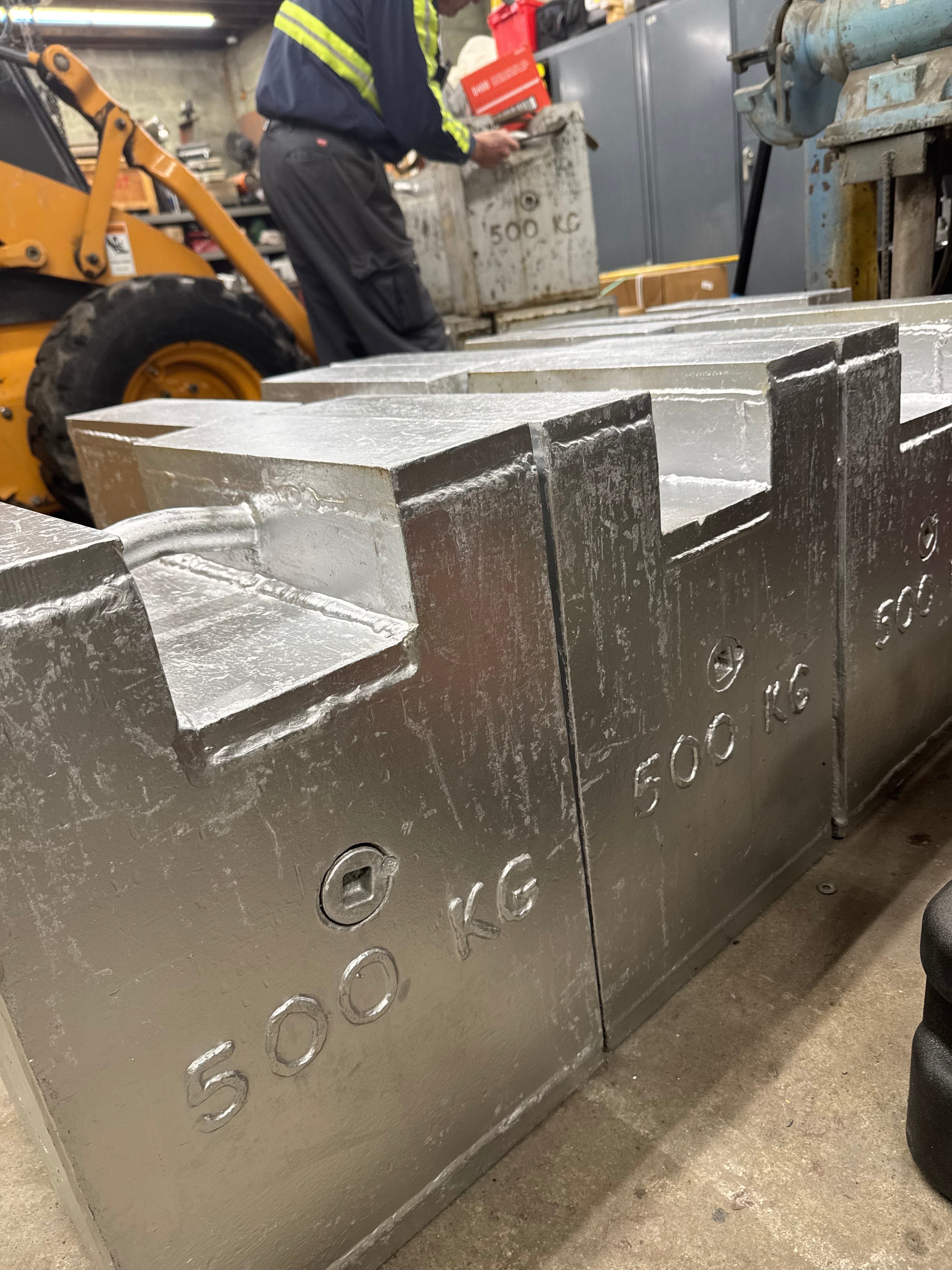 (6) Used 500 kg Block Style Test Weights