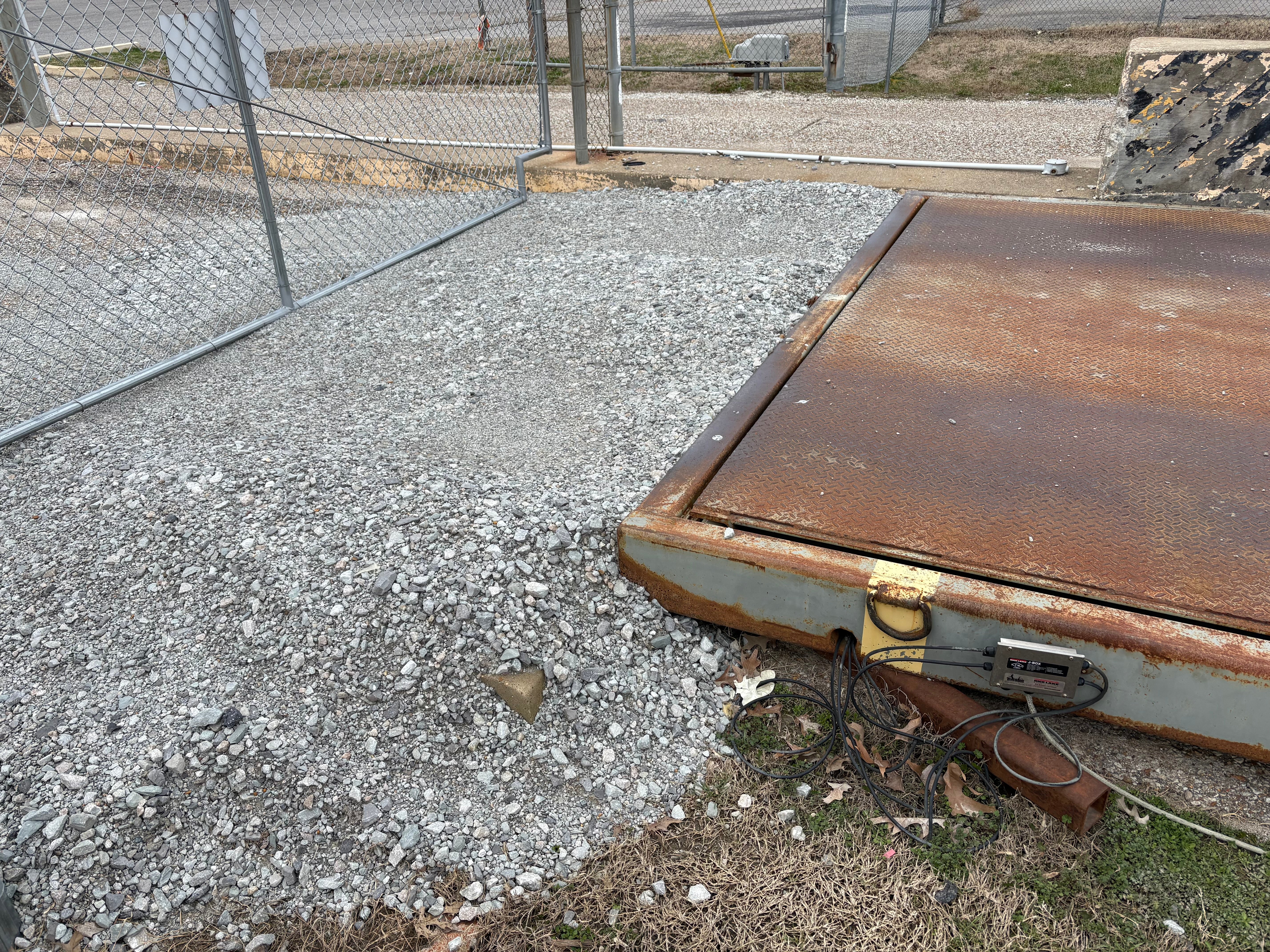 Used CCS 10'x15' Axle Scale with Indicator for Sale in Michigan