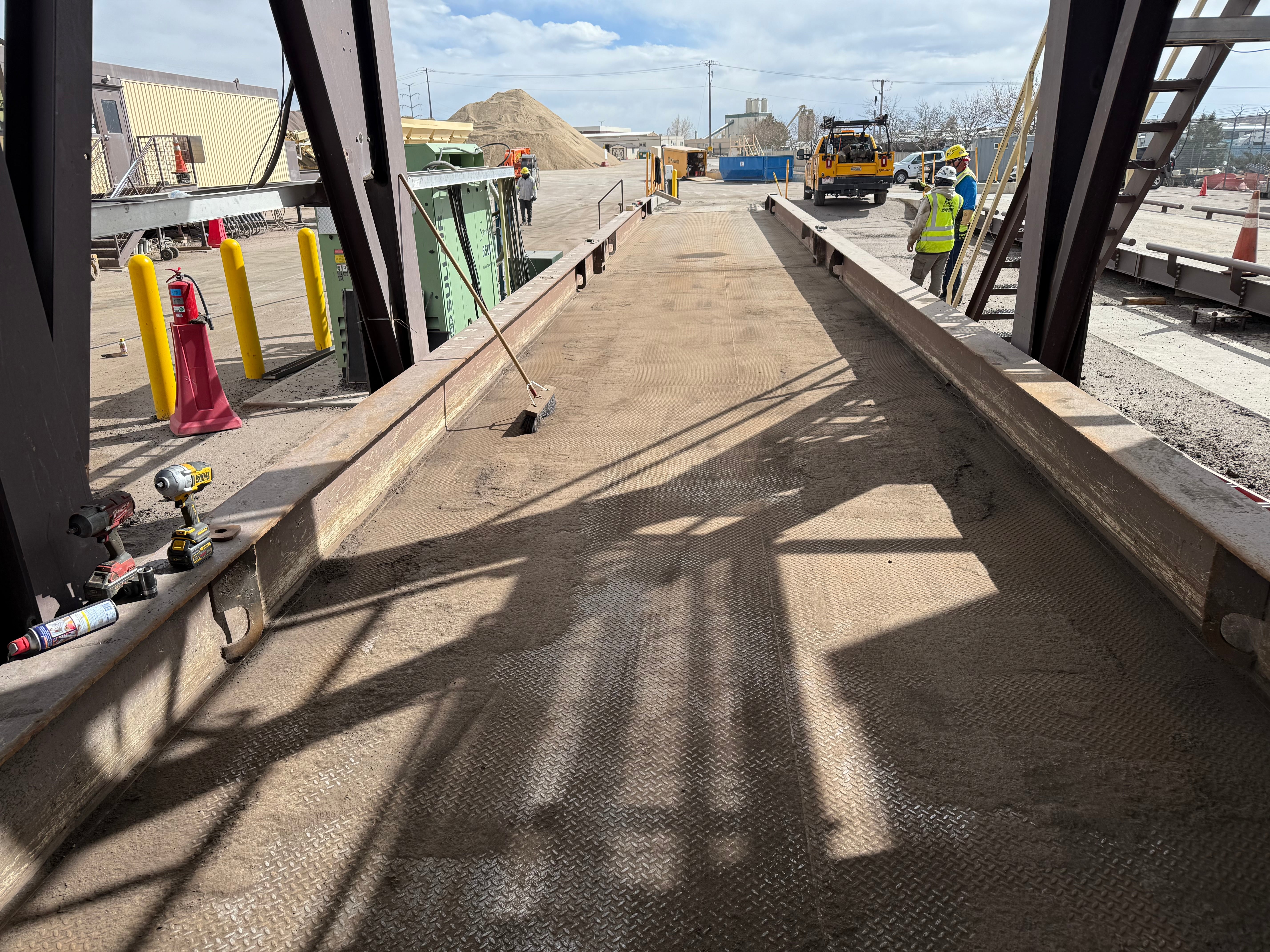 Used Steel Deck Truck Scale Astec LPS 12010 120 x 10 - For Sale In Colorado