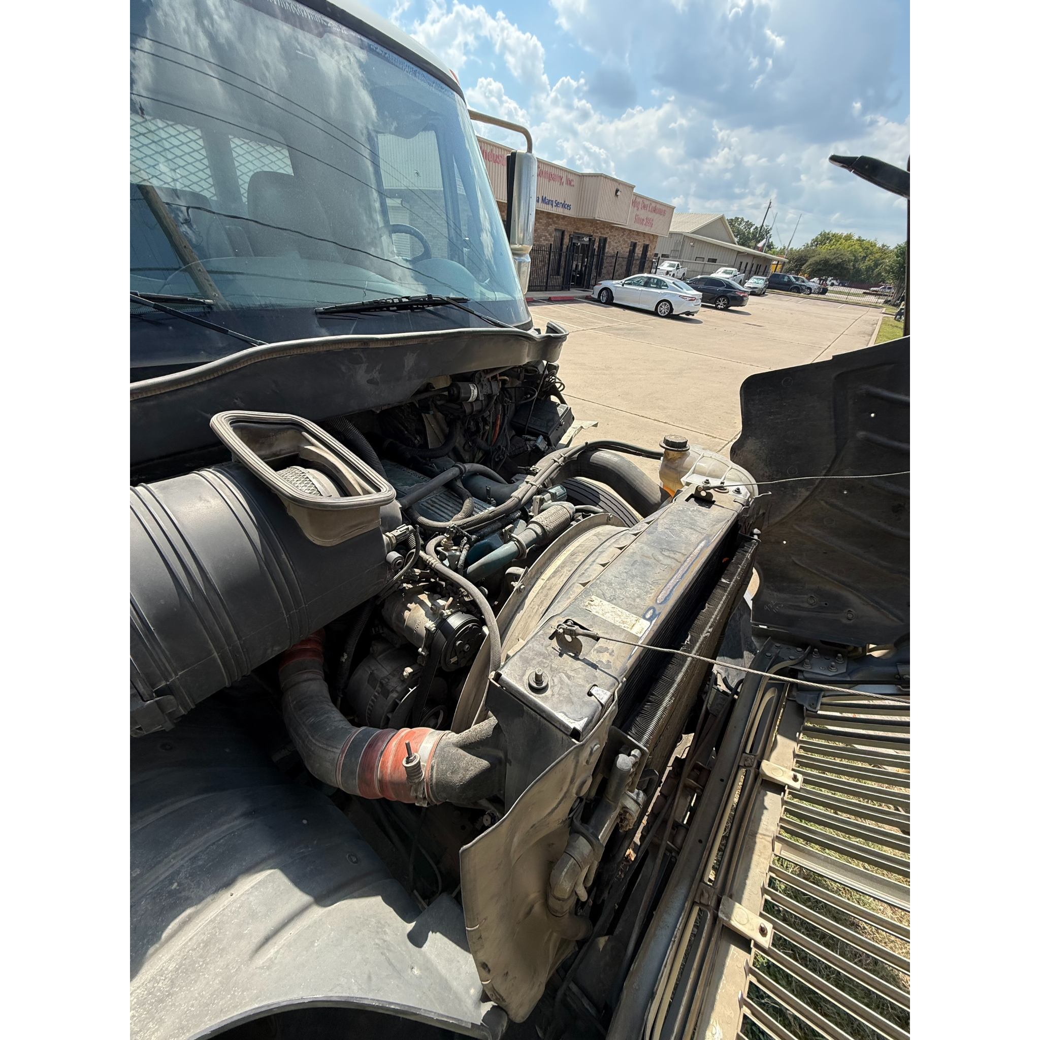 2007 International 4400 Test Truck with IMT 725-2H Crane – Texas