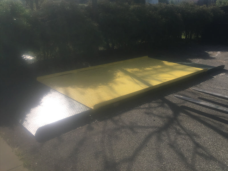 Used Light Duty Cardinal Axle/Floor Scale, 10" x 6" with ramps