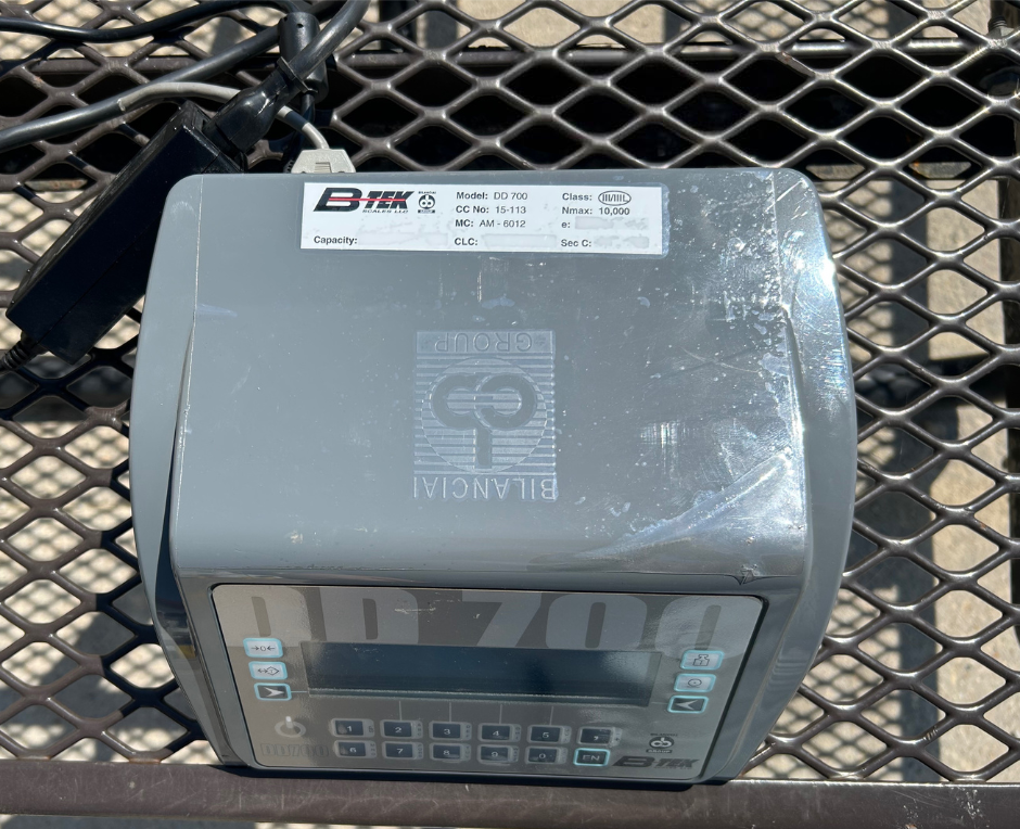 Used 2000 B-Tek 15x11 Axle Scale - Wisconsin