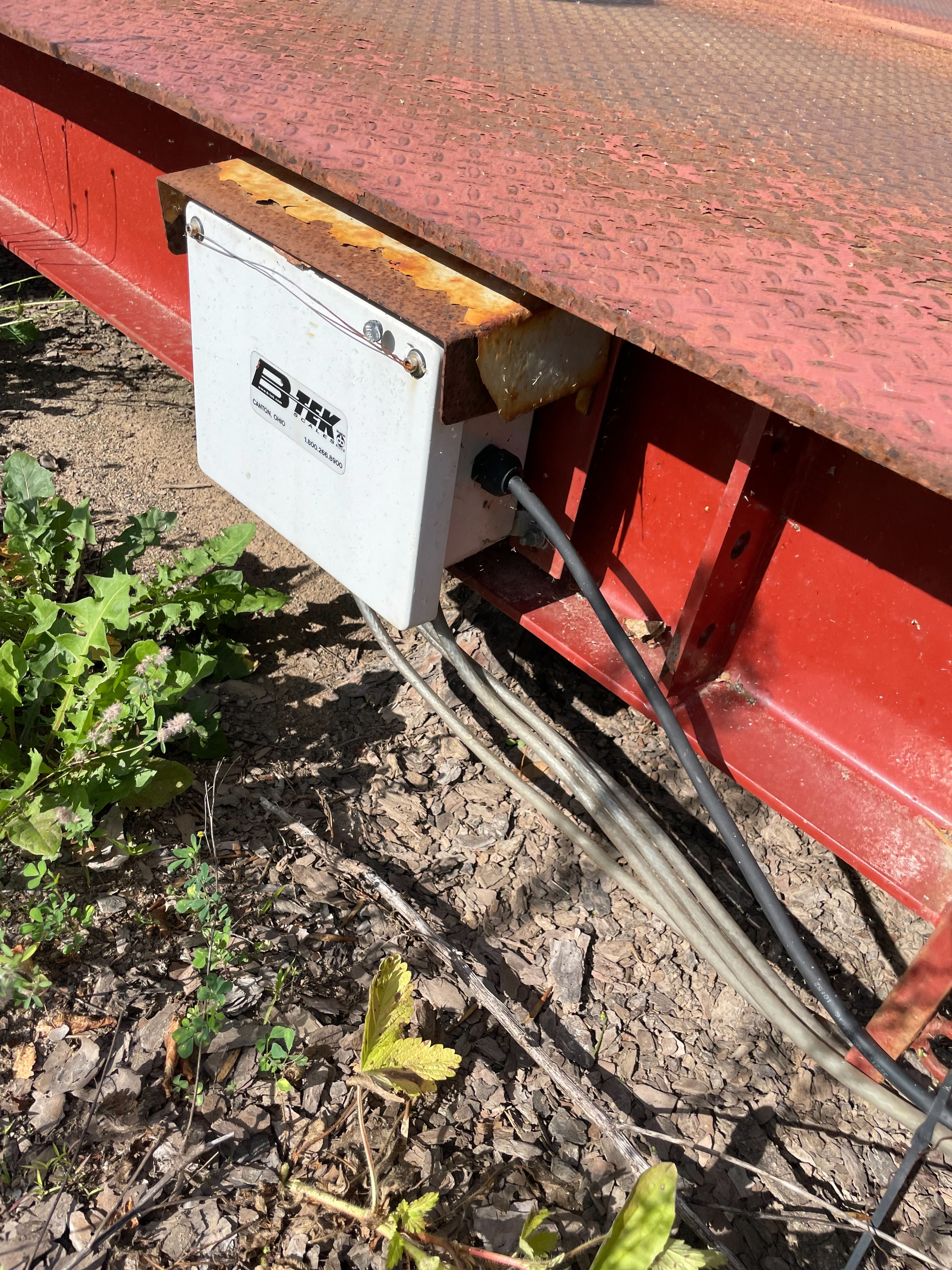 Used B-TEK Steel Deck Truck Scale 72 x 11 - For Sale in Wisconsin